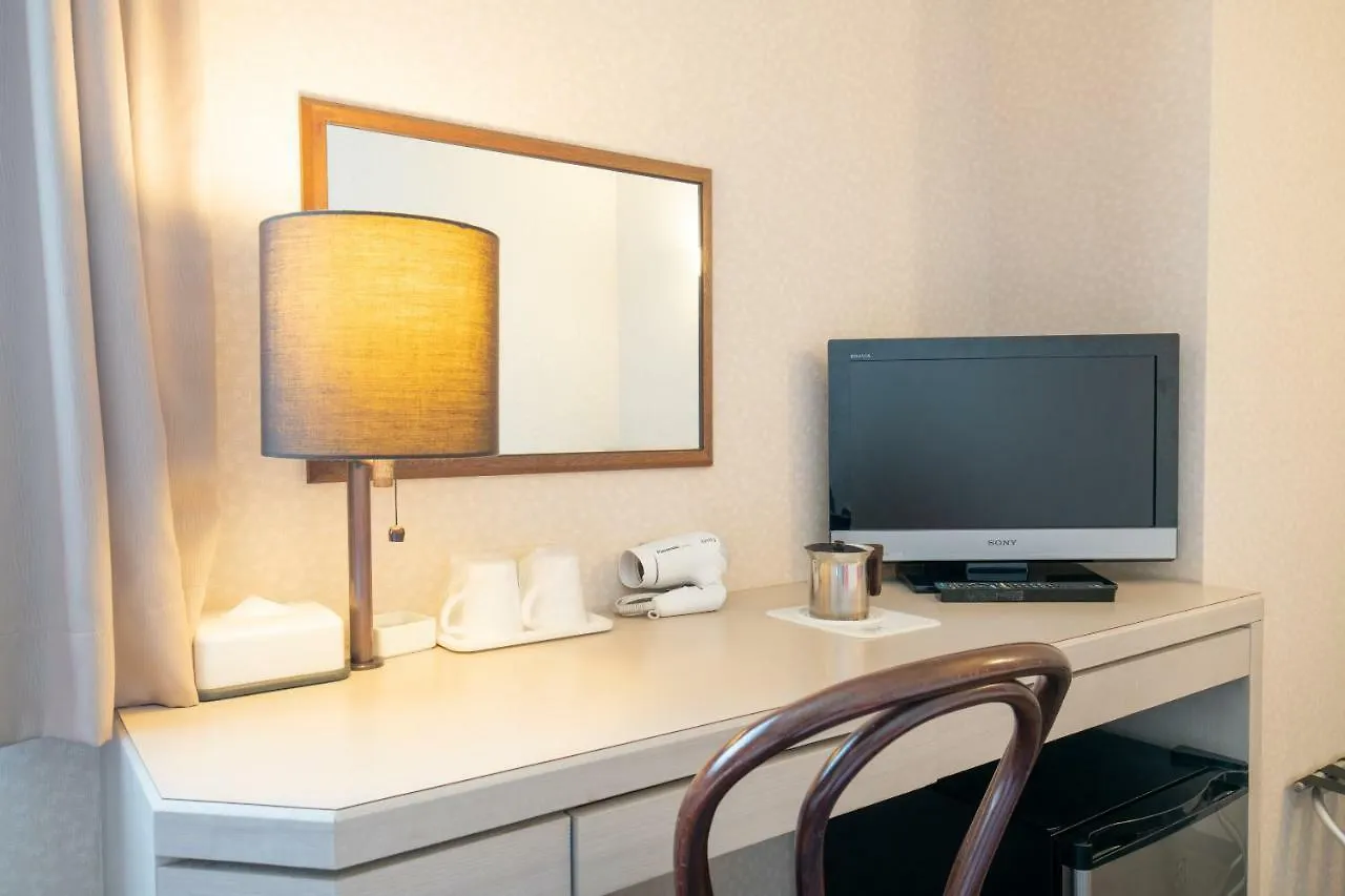 Hotel U-Nus Osaka 2*,